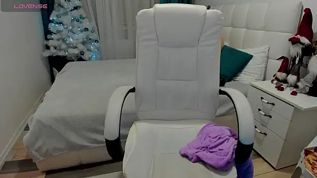 Snapshot of Kathlyn__Heath chatting on January 7, 2025, 2:20 am Kathlyn Heath online show from January 7, 2025, 2:20 am