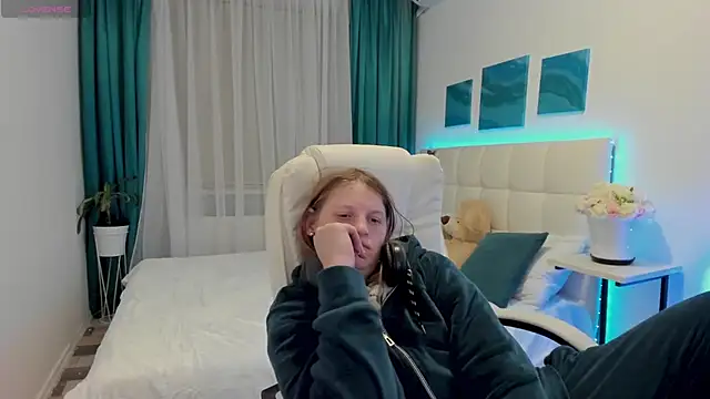 Snapshot of Kathlyn__Heath chatting on February 14, 2025, 7:23 pm Kathlyn Heath online show from February 14, 2025, 7:23 pm