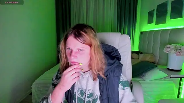 Snapshot of Kathlyn__Heath chatting on October 28, 2025, 7:16 pm Kathlyn Heath online show from October 28, 2025, 7:16 pm