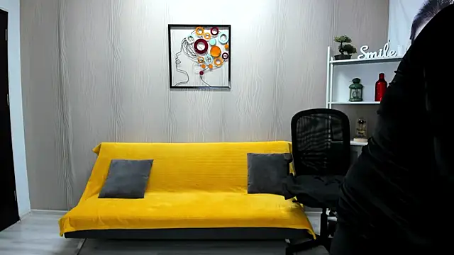 Cassandra Hotty online show from October 7, 2025, 3:14 am