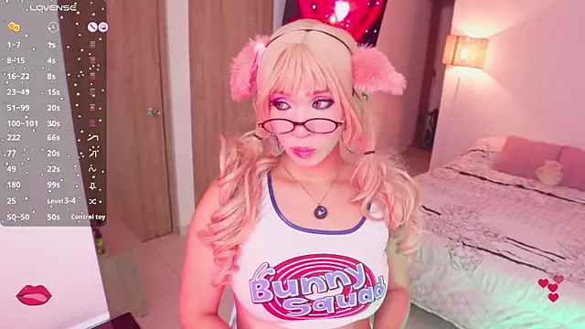 angel rouse  online show from September 19, 2025, 2:02 am