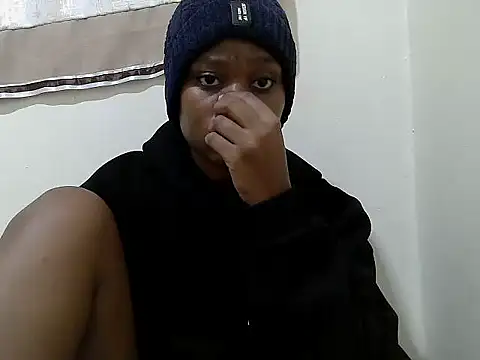 maggyjan online show from October 9, 2025, 6:06 pm