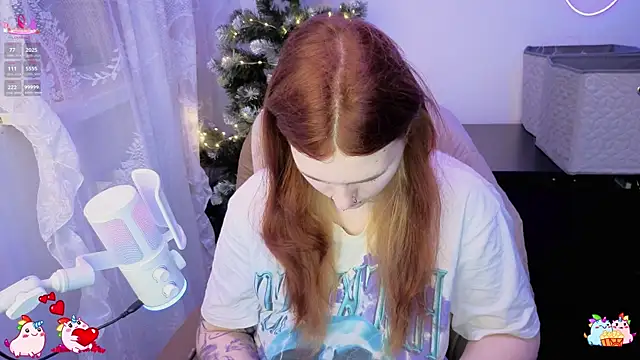  Chlo  e online show from December 18, 2025, 2:23 pm