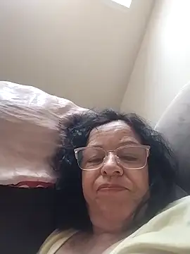 mariy522 online show from November 18, 2025, 11:36 am