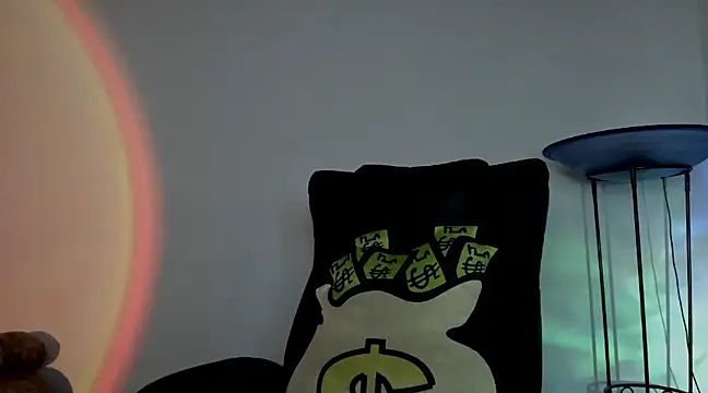 Snapshot of Mila__Paramo chatting on December 26, 2024, 8:11 pm Mila Paramo online show from December 26, 2024, 8:11 pm