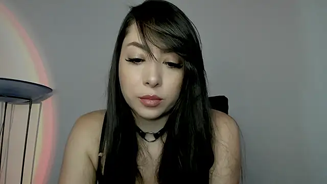 Snapshot of Mila__Paramo chatting on March 13, 2025, 1:50 pm Mila Paramo online show from March 13, 2025, 1:50 pm