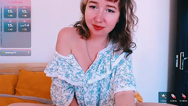 Snapshot of Cosmo_Riri chatting on February 9, 2026, 5:44 am Cosmo Riri online show from February 9, 2026, 5:44 am