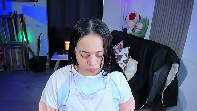 Cuttiealice online show from January 7, 2025, 12:20 pm