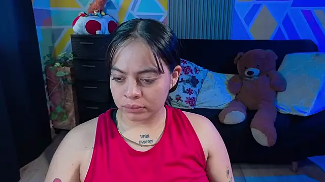 Cuttiealice online show from September 16, 2025, 12:50 pm