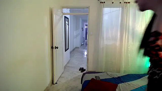 ivonne  hott1 online show from March 12, 2025, 9:03 pm