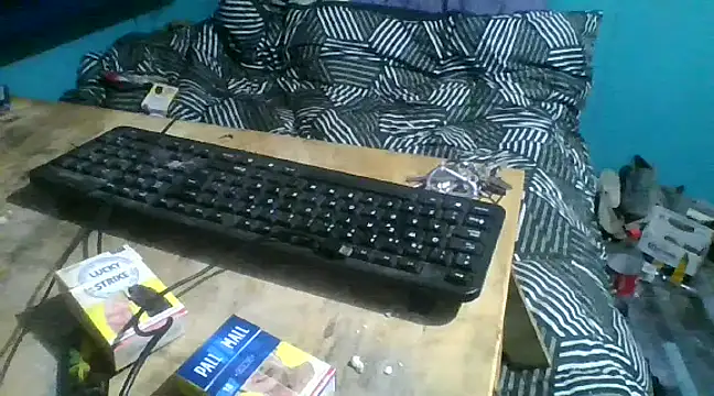 malekon76 online show from February 1, 2025, 8:18 am