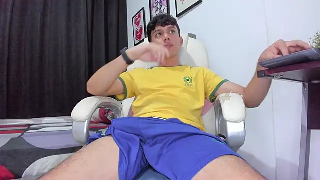 The skinnyguys online show from September 17, 2025, 10:00 pm