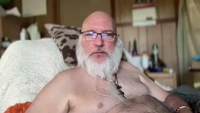 Snapshot of 44jon44 chatting on October 28, 2025, 2:20 pm 44jon44 online show from October 28, 2025, 2:20 pm