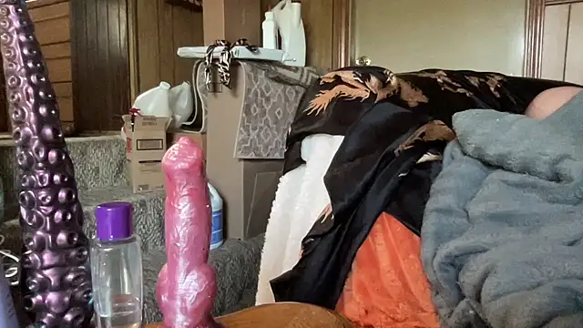 Snapshot of 44jon44 chatting on October 29, 2025, 2:30 pm 44jon44 online show from October 29, 2025, 2:30 pm