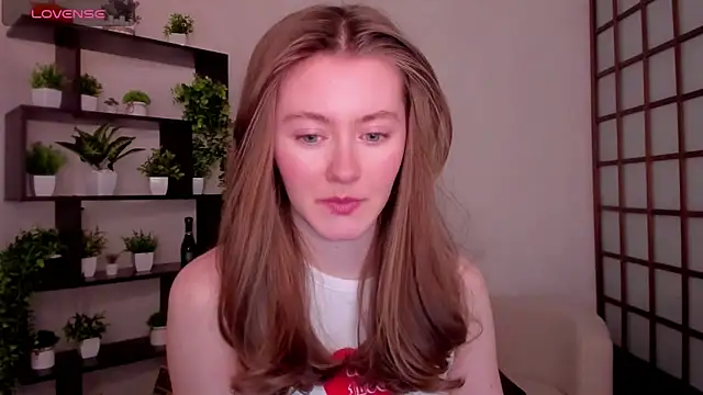 KateCuddle online show from February 3, 2026, 2:21 am