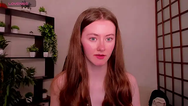Snapshot of KateCuddle chatting on June 24, 2026, 2:43 am KateCuddle online show from June 24, 2026, 2:43 am