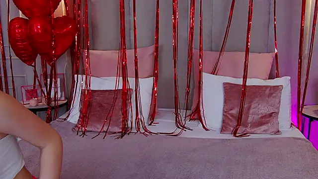 Betty Bridge online show from February 11, 2025, 6:08 am