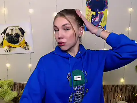 Sport Tall Doll online show from December 10, 2024, 11:11 am