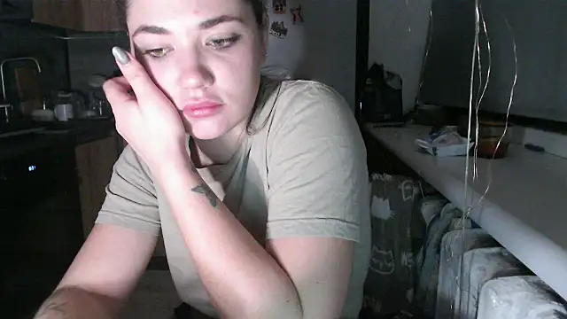 Snapshot of delightful_sofi chatting on February 9, 2026, 9:41 pm delightful sofi online show from February 9, 2026, 9:41 pm