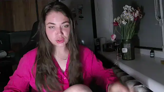Snapshot of delightful_sofi chatting on May 11, 2026, 6:05 pm delightful sofi online show from May 11, 2026, 6:05 pm