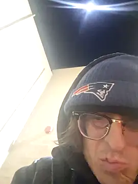 shaved online show from December 4, 2025, 6:34 am