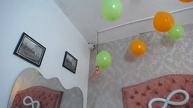 SHARICK GRECO online show from February 28, 2025, 12:31 pm