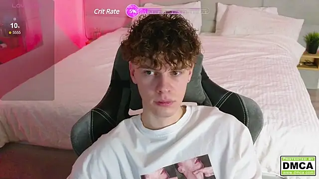 cute thomas online show from January 21, 2025, 8:32 pm