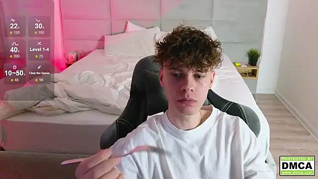 cute thomas online show from January 31, 2025, 7:08 pm