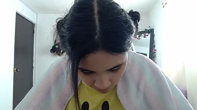 InocentHeaven1 online show from December 21, 2024, 3:42 pm