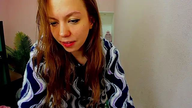 Persephoni online show from September 21, 2025, 10:44 pm