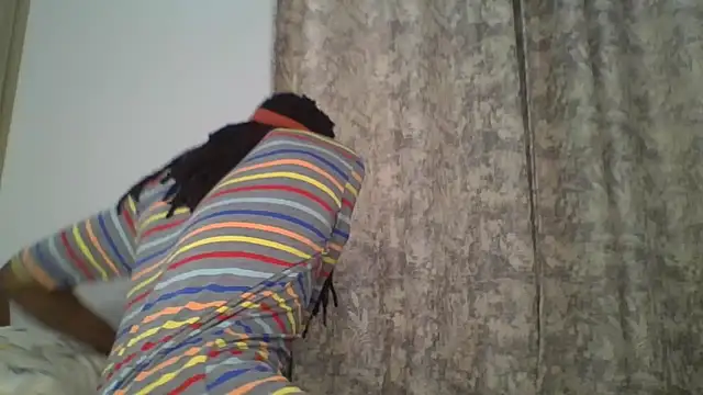 Snapshot of sweet_sassy_ chatting on October 14, 2025, 4:02 am sweet sassy online show from October 14, 2025, 4:02 am