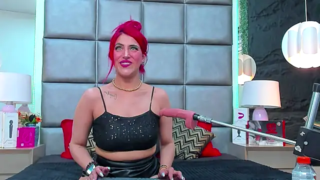 AllissaBrowm online show from November 5, 2025, 5:35 pm