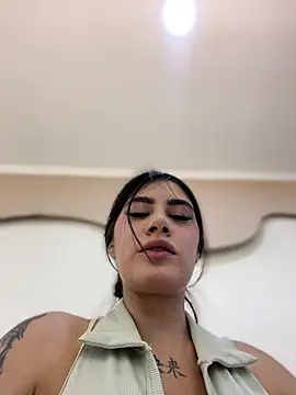 Snapshot of clarachanelricek chatting on February 18, 2025, 9:20 pm clarachanelricek online show from February 18, 2025, 9:20 pm