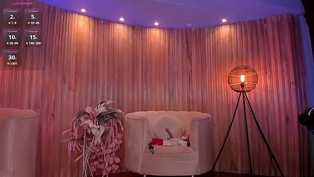 SophieBarnett online show from February 25, 2025, 9:09 am