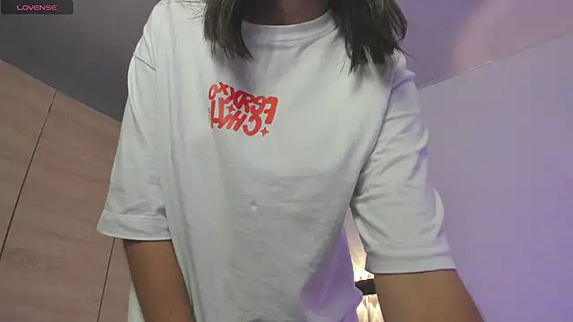 isabella thomsonp online show from February 13, 2025, 11:26 pm