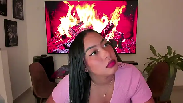 Snapshot of brunetenikole02 chatting on October 25, 2025, 2:08 am brunetenikole02 online show from October 25, 2025, 2:08 am