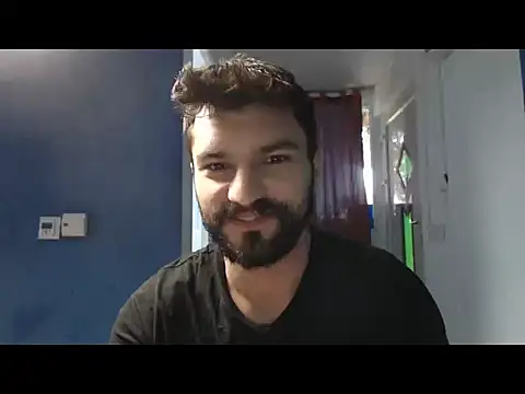 Snapshot of alex_blu chatting on December 20, 2025, 9:05 am alex blu online show from December 20, 2025, 9:05 am