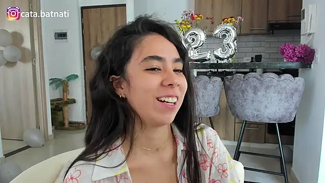 Snapshot of cata_batnati chatting on December 7, 2024, 4:03 pm cata batnati online show from December 7, 2024, 4:03 pm