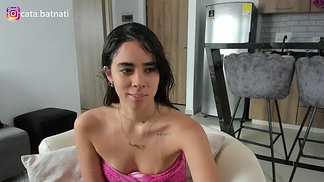 Snapshot of cata_batnati chatting on February 9, 2025, 6:05 pm cata batnati online show from February 9, 2025, 6:05 pm