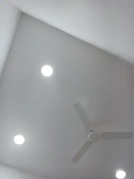 Snapshot of Lent_Medium chatting on November 17, 2025, 10:21 am Lent Medium online show from November 17, 2025, 10:21 am