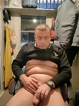 muscularsexy online show from December 19, 2025, 1:56 am