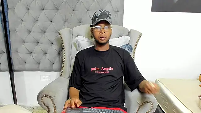 santhi lee online show from February 20, 2025, 2:40 am