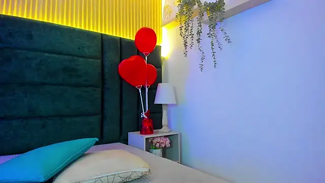 Snapshot of AntonellaaHot chatting on February 17, 2025, 11:09 pm AntonellaaHot online show from February 17, 2025, 11:09 pm