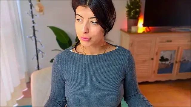 anabelcurvy online show from December 11, 2024, 1:28 pm