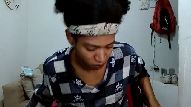 angelamarie1 online show from February 21, 2026, 12:50 pm