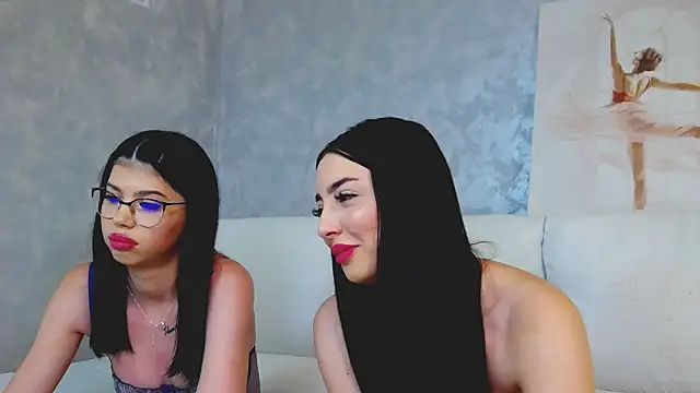 Sierra Halle online show from November 17, 2025, 8:47 pm