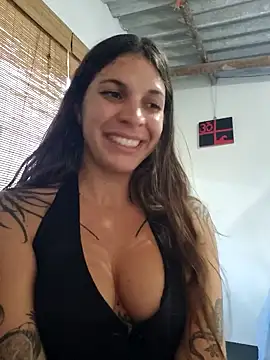 frenchxena98 online show from December 7, 2024, 8:38 pm