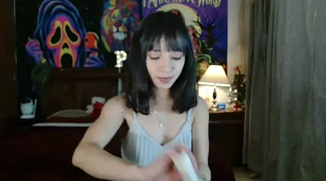 MINI Petite online show from December 5, 2024, 4:20 am