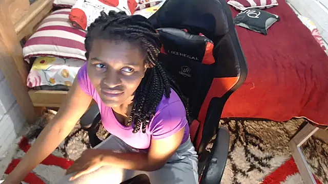 sexyjustin202 online show from December 16, 2024, 1:10 am