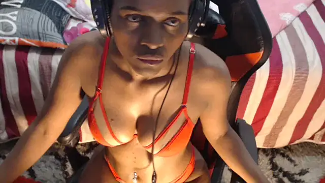 sexyjustin202 online show from December 25, 2024, 4:33 am